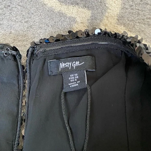 Nasty Gal Contrast Bow Sequin Bodycon Mini Dress Size 6 - New with Tags - Picture 6 of 8